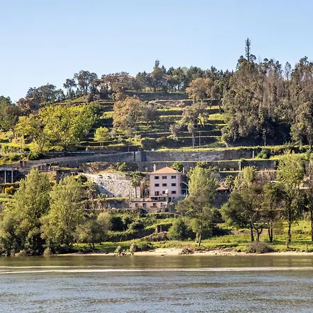 Porto Douro - 1 Crestuma