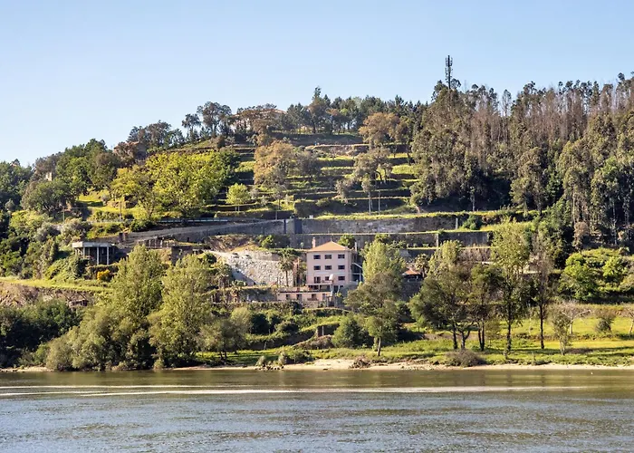 Porto Douro - 1 Crestuma